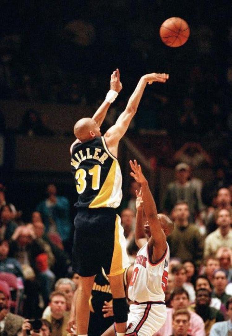 库里nba历史得分榜第几位「NBA历史十大射手库里第一哈登竟未上榜」