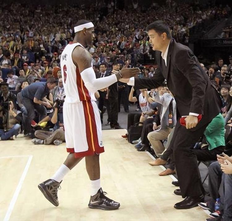 NBA也有社保和公积金姚明受益多西签独行侠为日后拿退休金