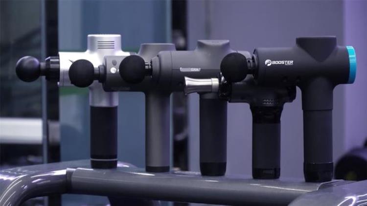gxa和hyperice筋膜枪哪个好「专业级筋膜枪选购指南HyperIceGXA倍益康等五款产品大对比」
