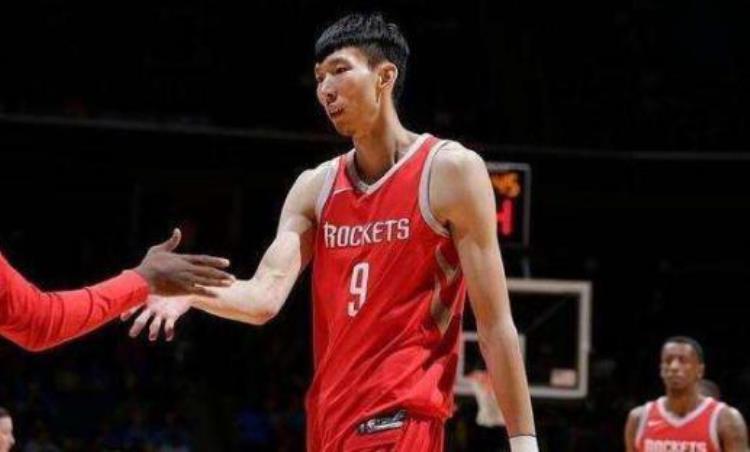 姚明为什么火「火箭在中国人气为何如此火爆姚明情怀成绩出色关键还有大魔王」