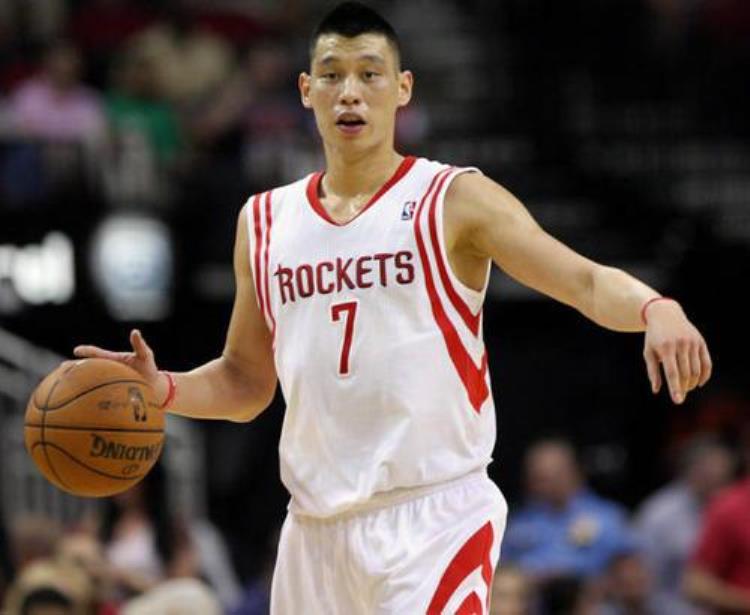 在nba打了10个赛季林书豪一共赚了多少钱「在NBA打了10个赛季林书豪一共赚了多少钱」