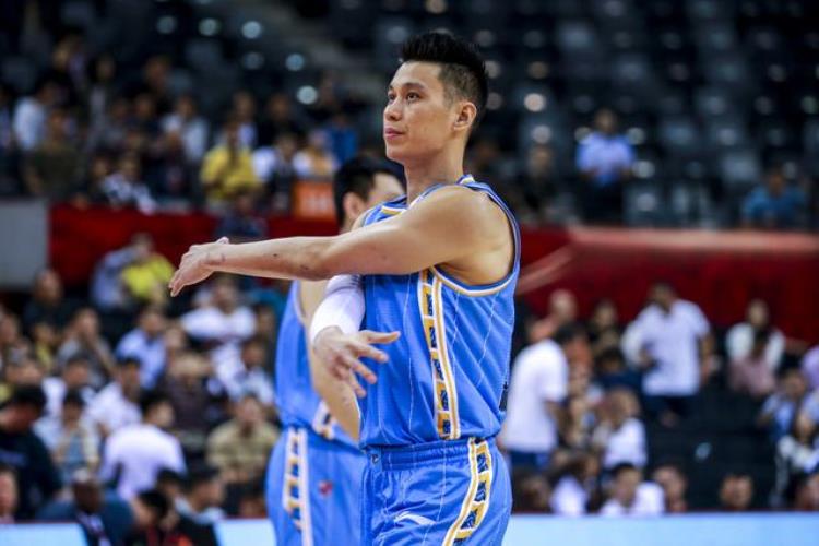 林书豪为什么在nba混不下去「32岁的林书豪为何宁愿回NBA找工作也不愿在CBA当老大」