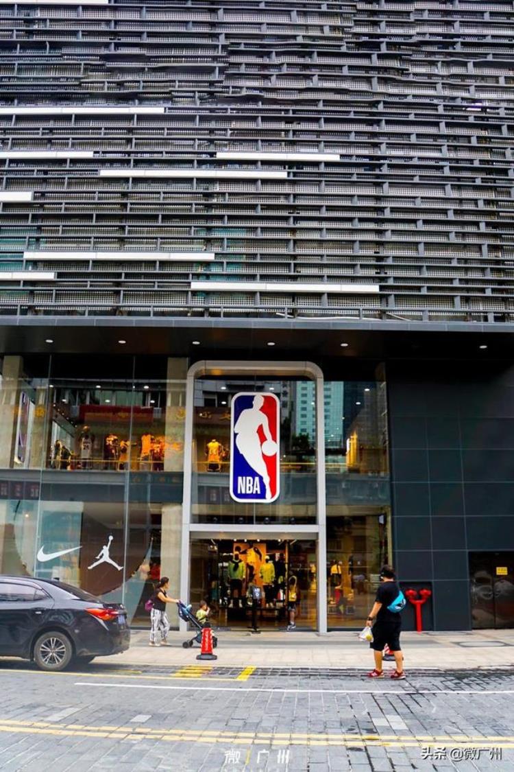 科比官方旗舰店「科比的特别定制NBA全球最大旗舰店来广州了」