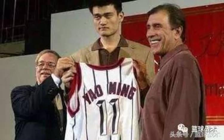 nba球队工资帽和奢侈税「5分钟教会你NBA的选秀权工资帽奢侈税」