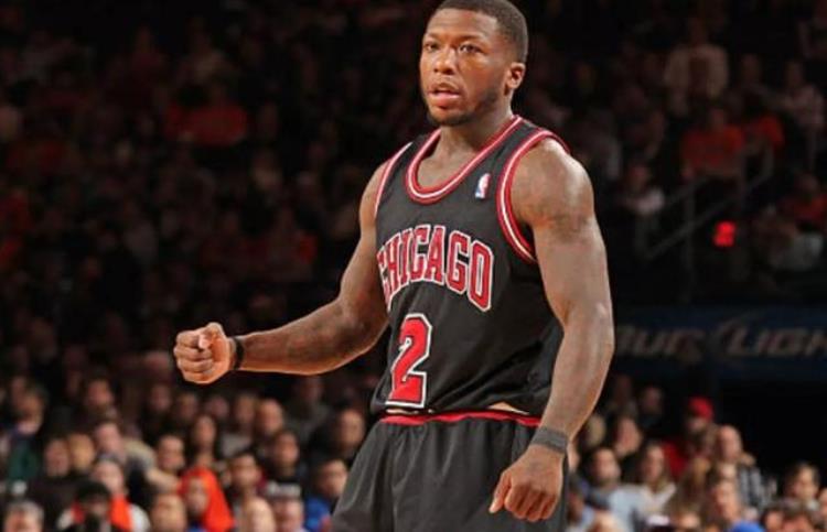 罗斯暴力扣篮「NBA八大1米9以下扣将巅峰罗斯很暴力弗老大热衷隔扣」