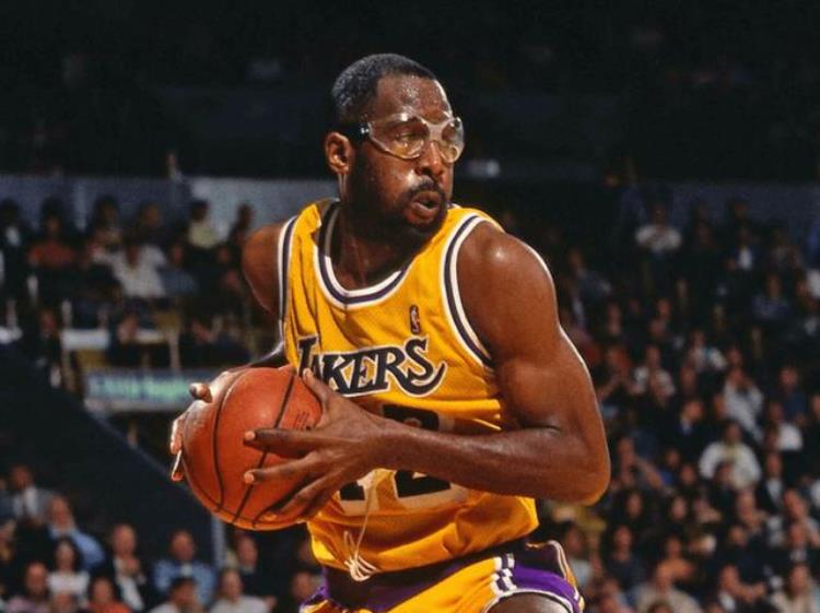 篮球眼镜的NBA历史