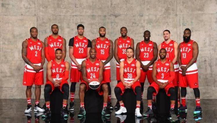NBA全明星全家福「你的回忆在这里NBA全明星全家福回顾20082018」