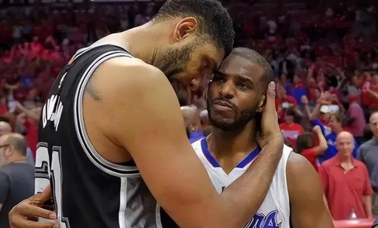 05年保罗第四顺位进入NBA排在他前面的成就如何状元榜眼水货