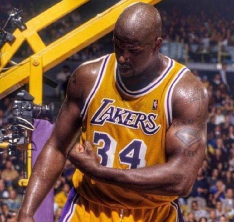 NBA那些谐音梗绰号老炮保罗诺维斯基成司机詹姆斯却被黑