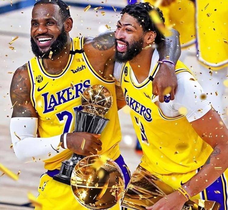 NBA总决赛最高收视率「NBA总决赛收视率最高98总决赛G6共有3589万人观看那最低呢」