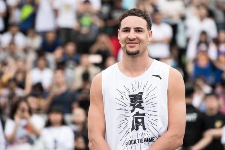 球鞋市场大乱斗,为什么nba球星不再签约耐克阿迪了「球鞋市场大乱斗,为什么NBA球星不再签约耐克阿迪了」