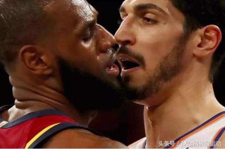 NBA球员冲突「为什么NBA球员发生冲突时总喜欢亲在一起」