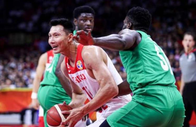 中国男篮一哥易建联在NBA呆了5年最后为何无法立足
