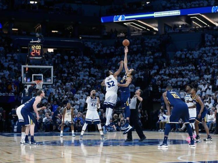 没有球迷进场如何营造比赛氛围NBA也要学CBA搞球迷线上加油方阵