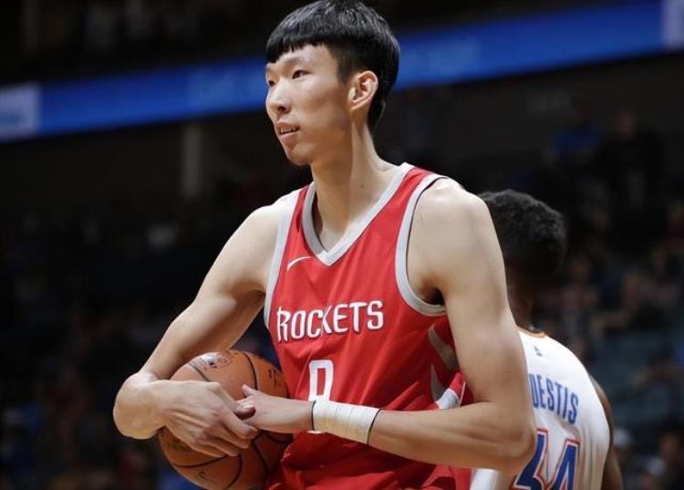 中国球员谁在NBA赚钱最多周琦132万那大郅姚明易建联呢