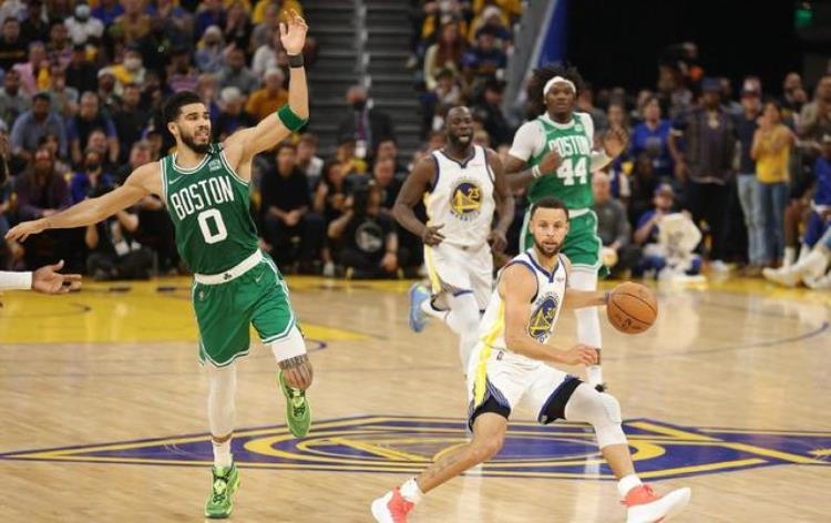 央视等5大平台直播NBA总决赛G4库里带伤力撑勇士塔图姆争赛点