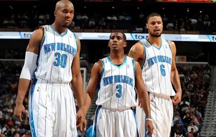 05年保罗第四顺位进入NBA排在他前面的成就如何状元榜眼水货