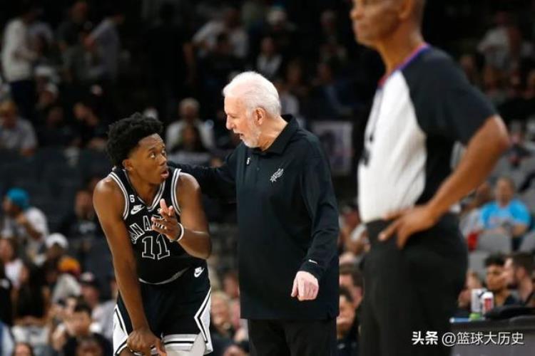 17岁进nba「詹姆斯和女球迷互怼」