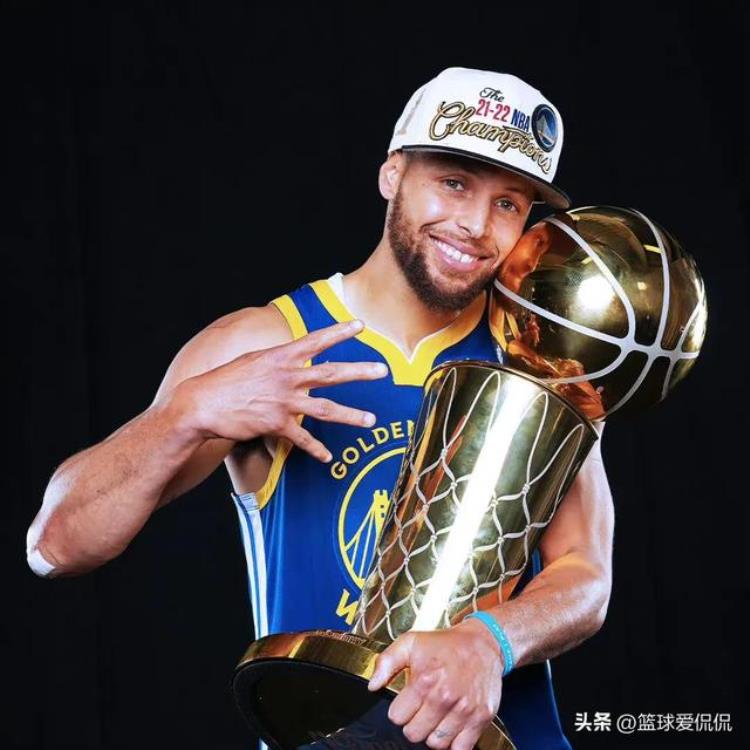 NBA勇士队市值「NBA球队价值榜勇士70亿居首湖人尼克斯分列二三位火箭第九」