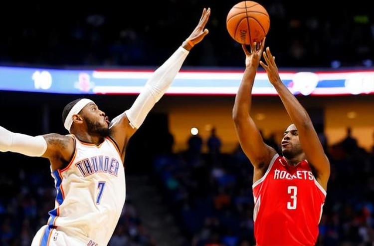 05年保罗第四顺位进入NBA排在他前面的成就如何状元榜眼水货