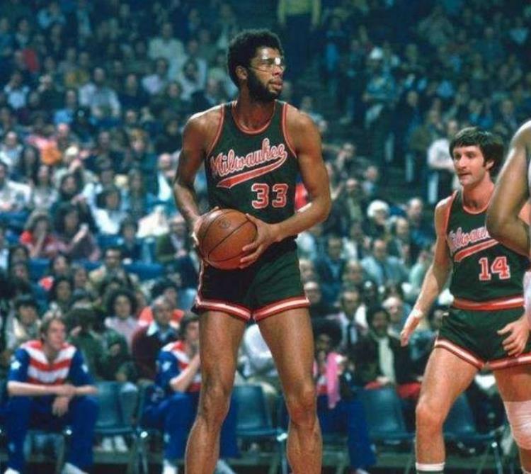 篮球眼镜的NBA历史