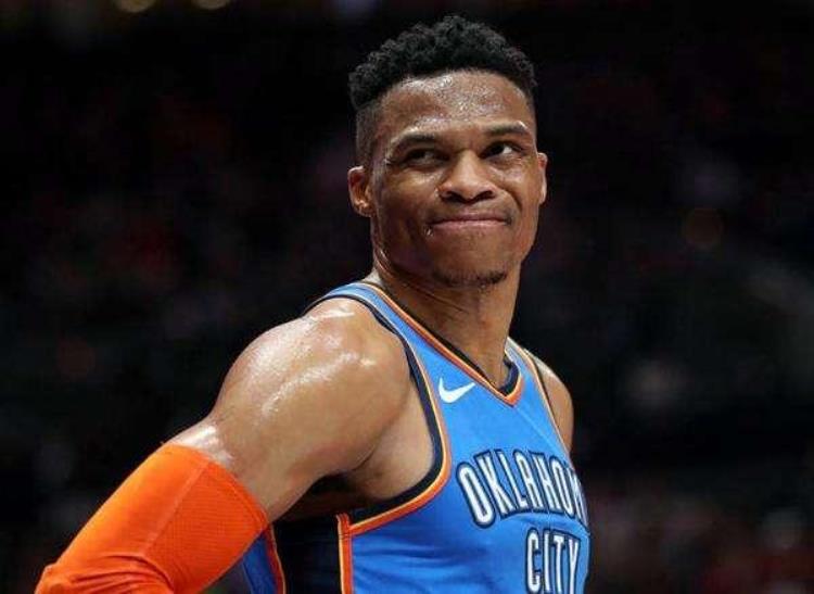 NBA历史四双「NBA拿四双太罕见历史记载仅4人张伯伦落榜原因太遗憾」