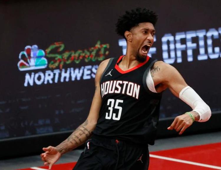 nba落选秀年薪「盘点NBA现役十大落选秀个个低薪高能1819届一大堆」