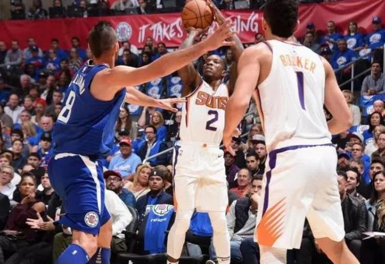湖人交易得到霍华德「盘点nba最有趣最奇葩的申请交易方式湖人占3席包括浓眉霍华德」
