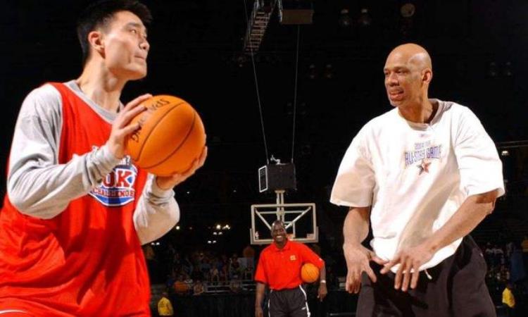 都是独门绝技为何NBA球员喜欢学梦幻脚步却没有人学天勾