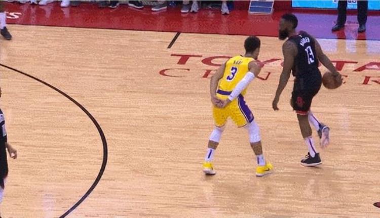 让联盟改变规则的nba球员「NBA十大改变联盟规则的球星渣渣成功入选你还知道有谁呢」