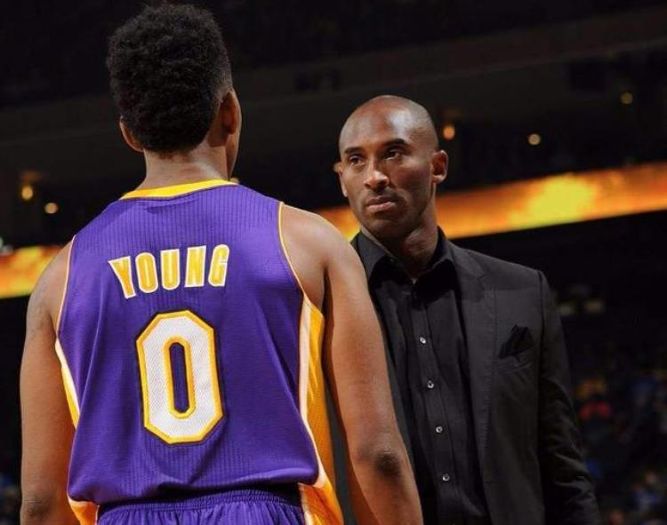 谁是NBA最良心代言人汤神扔佳得乐韦德穿李宁被罚钱我掏