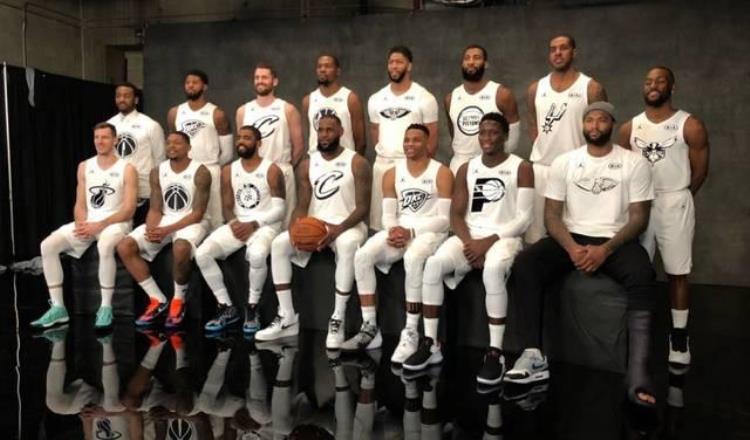 历届NBA全明星合影「最全NBA历届全明星合影心血整理致敬青春回忆满满」