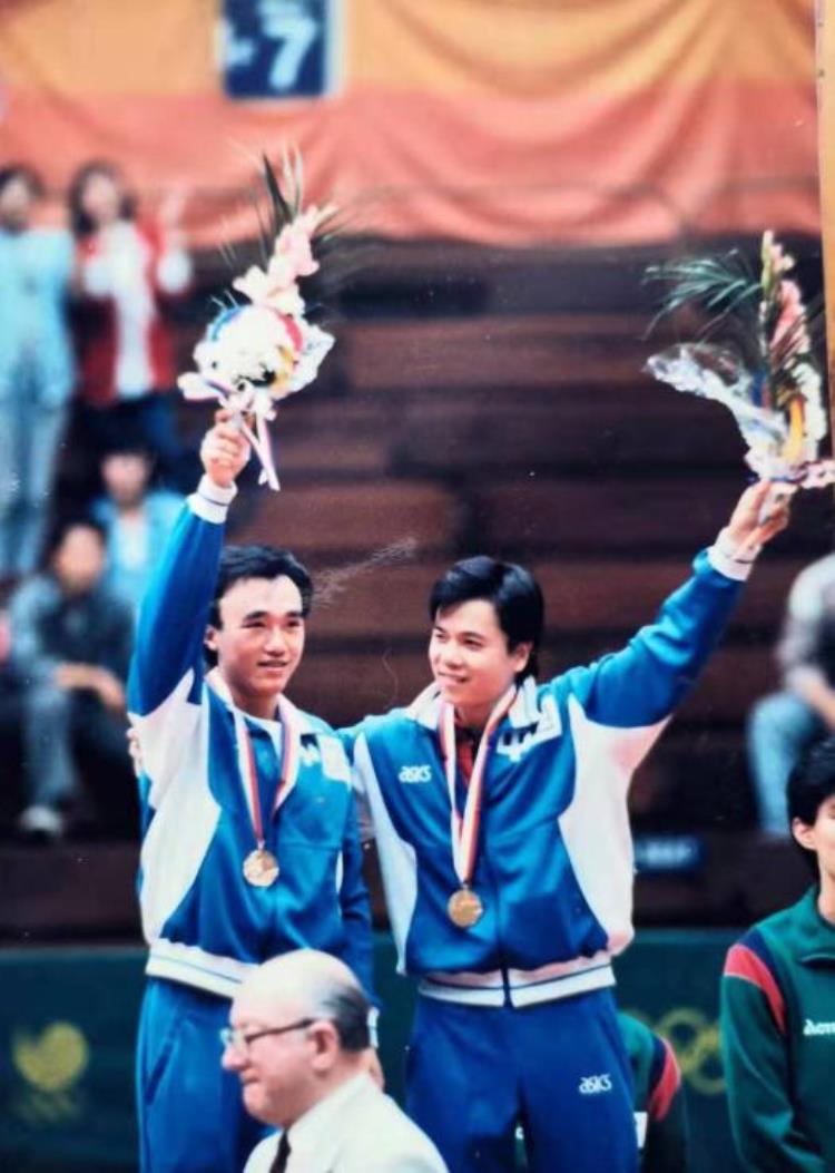 中国乒乓球奥运首金得主陈龙灿夺冠当晚一夜无眠比赛过程仍记忆犹新
