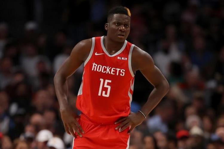 NBA奇特的奖金条款布朗进决赛150万戈贝尔进全明星奖百万美金