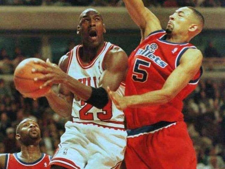 帮姚明出头的霍二叔「当年给姚明当帮手的穆大叔霍二叔在NBA都是什么样的存在」