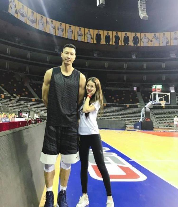 易建联在NBA打了5年退役后能领退休金一年有多少钱