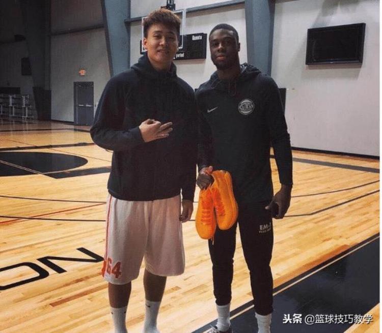 3438中国男孩终于回来了穆迪埃砍下NBA球队最高分