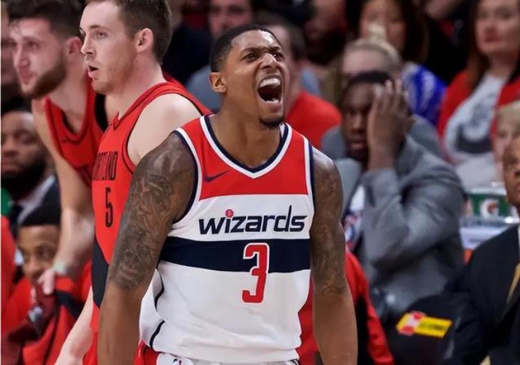 nba历史最高年薪的是谁「NBA历史总薪金排行榜老詹只排第五库里第二第一居然是他」