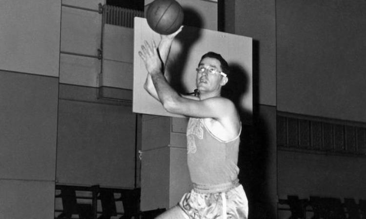 篮球眼镜的NBA历史