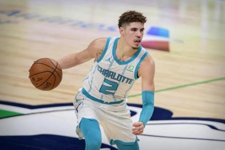 美媒评NBA30支球队最佳阵容「美媒列出了30支球队入选最佳阵容的总次数和球员入选次数」