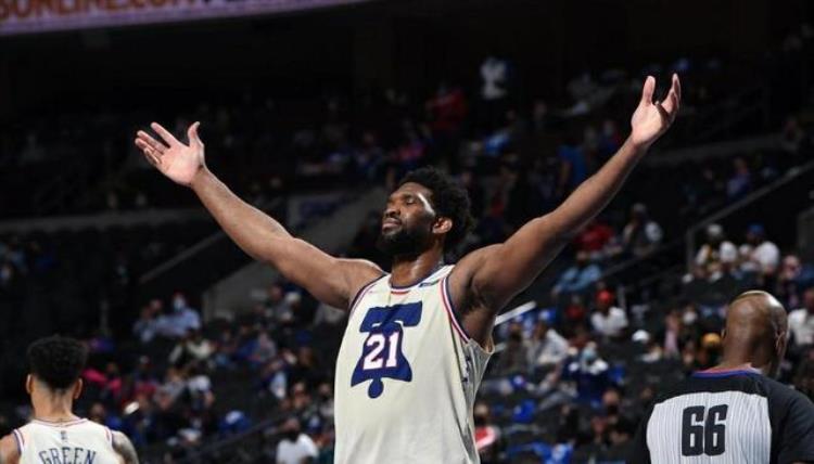 nba最佳阵容看战绩吗「nba常规赛最佳阵容预测数据还是战绩这是个问题」