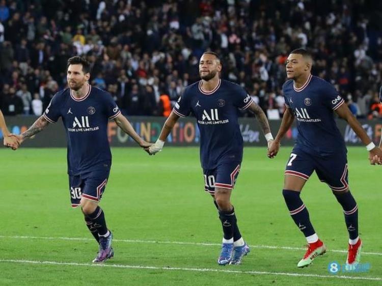 足球比赛巴黎「法国杯对手这支巴黎是银河战队和他们交手像中了彩票一样」