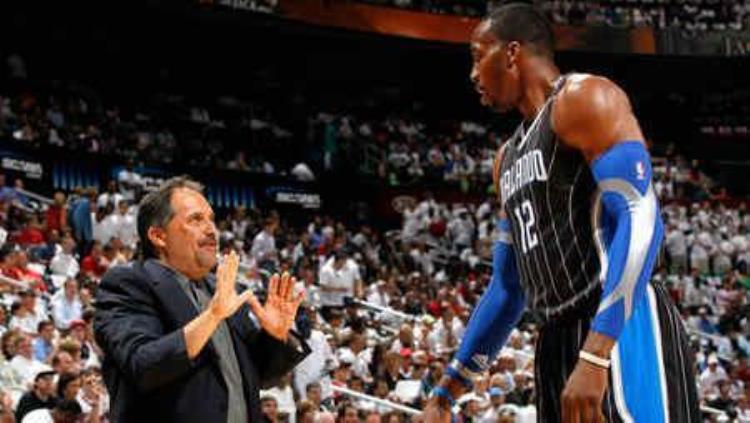 nba内讧集锦「后院起火NBA历史七大内讧事件他们建立王朝最终却一拍两散」