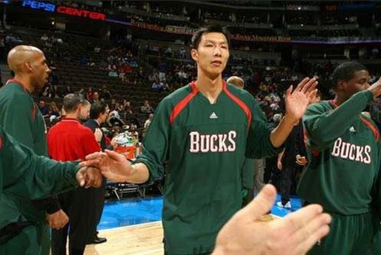 中国男篮一哥易建联在NBA呆了5年最后为何无法立足