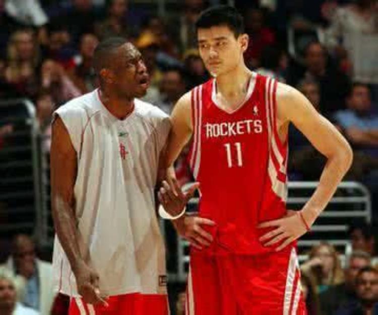 帮姚明出头的霍二叔「当年给姚明当帮手的穆大叔霍二叔在NBA都是什么样的存在」