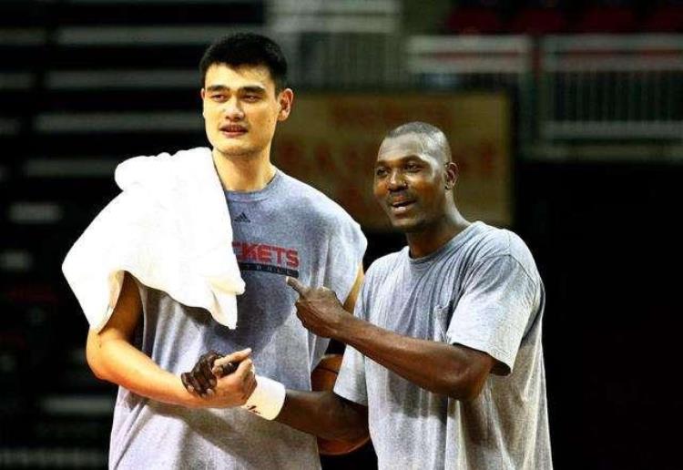 都是独门绝技为何NBA球员喜欢学梦幻脚步却没有人学天勾