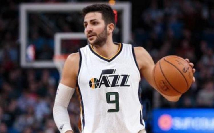NBA那些谐音梗绰号老炮保罗诺维斯基成司机詹姆斯却被黑