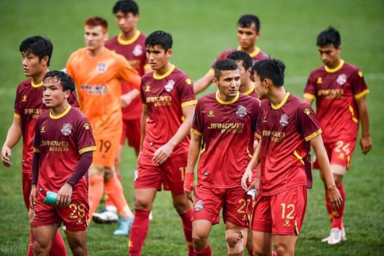 新疆足球队最近消息「好消息新疆兵团第一支足球俱乐部成立将征战职业联赛」