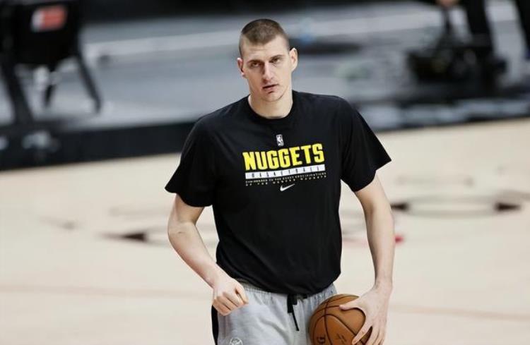 库里一战封神「说出来你别不信NBA现役这4人拿一冠就封神库里上榜」