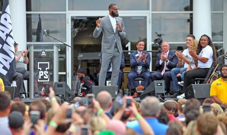 NBA最烧钱的5大爱好交朋友不如做慈善生孩子能让亿万富翁破产